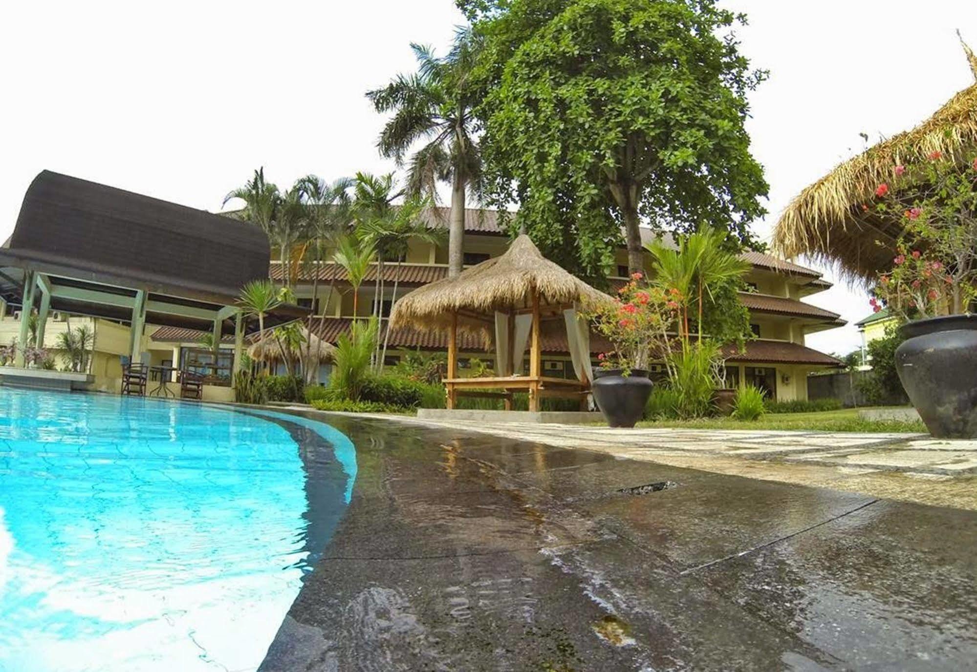 Grand Legi Hotel Mataram Ngoại thất bức ảnh